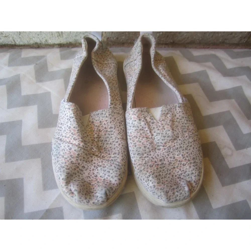 TOMS Shoes Girls 1 Cheetah Print Slip On Casual Flats